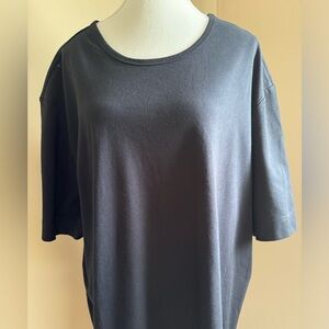 d & co./QVC T-Shirt 28” PTP NWT